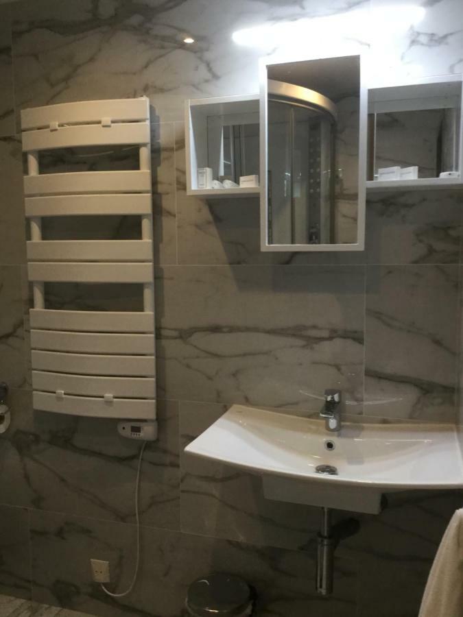 Au Manoir Des Vallees Maffe Ngoại thất bức ảnh