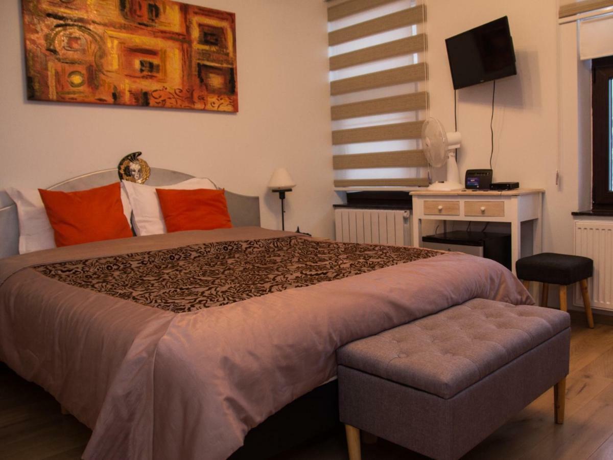 Au Manoir Des Vallees Maffe Ngoại thất bức ảnh